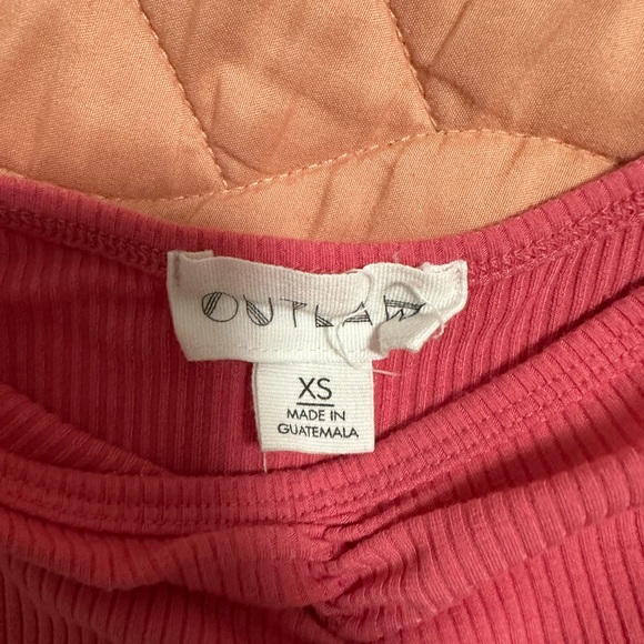 Pink Ribbed Off-Shoulder Top - Picture 3 of 3